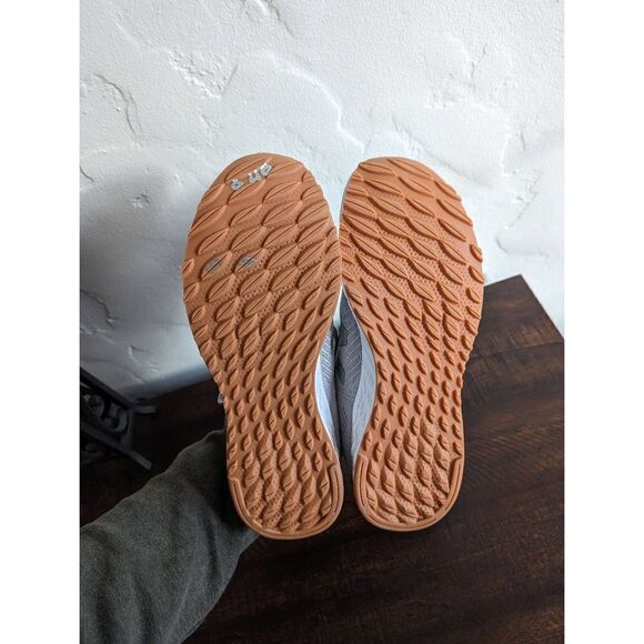 NWOB New Balance Fresh Foam Arishi Grey Lightweight Running Shoes - Picture 8 of 9